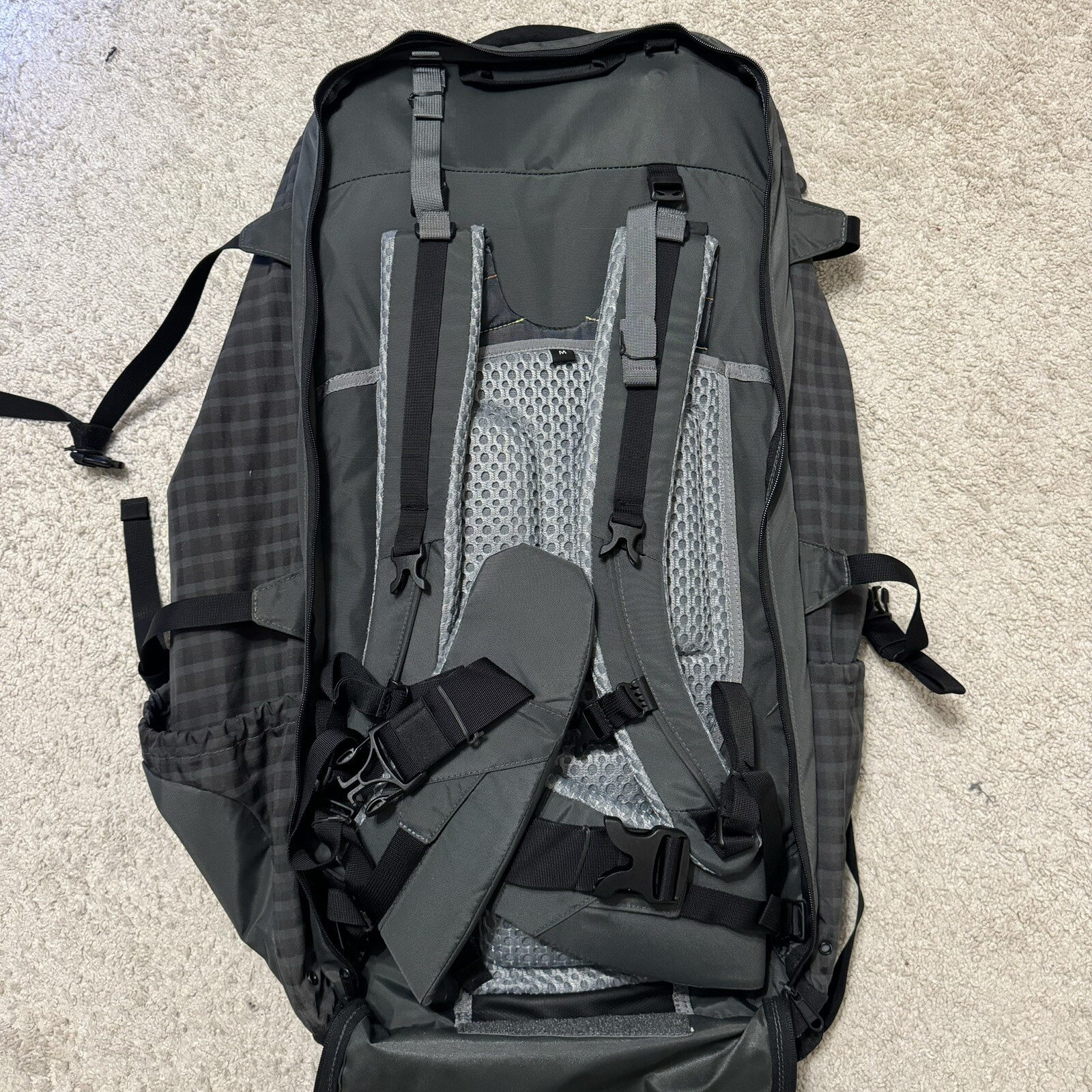 Eagle Creek Thrive 90L Grey Convertible Duffle/Backpack No Daypack 5