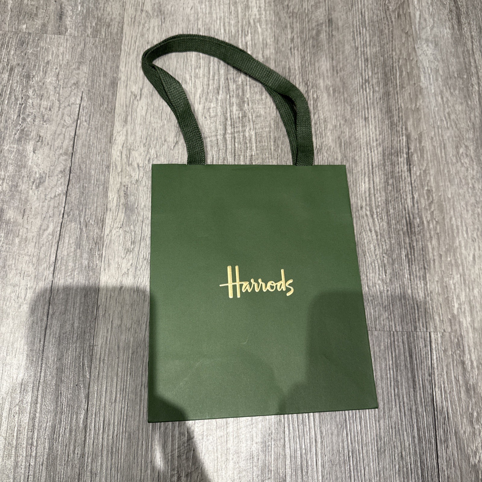 HARRODS green Gift Bag - Small - 21.5 x 18 x 9 cm gallery