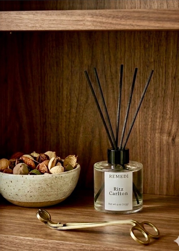 Ritz Carlton Hotel Scent Reed Diffuser Set gallery