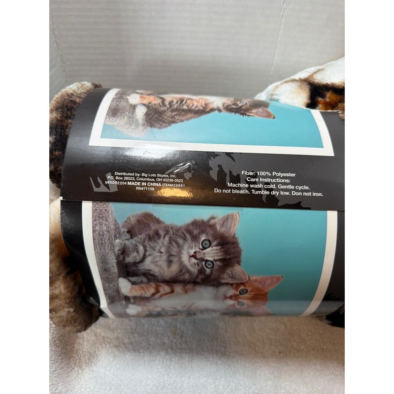 NEW Big Lots Superweight Plush Throw Blanket Kitten Print 50x60 Brown White gallery