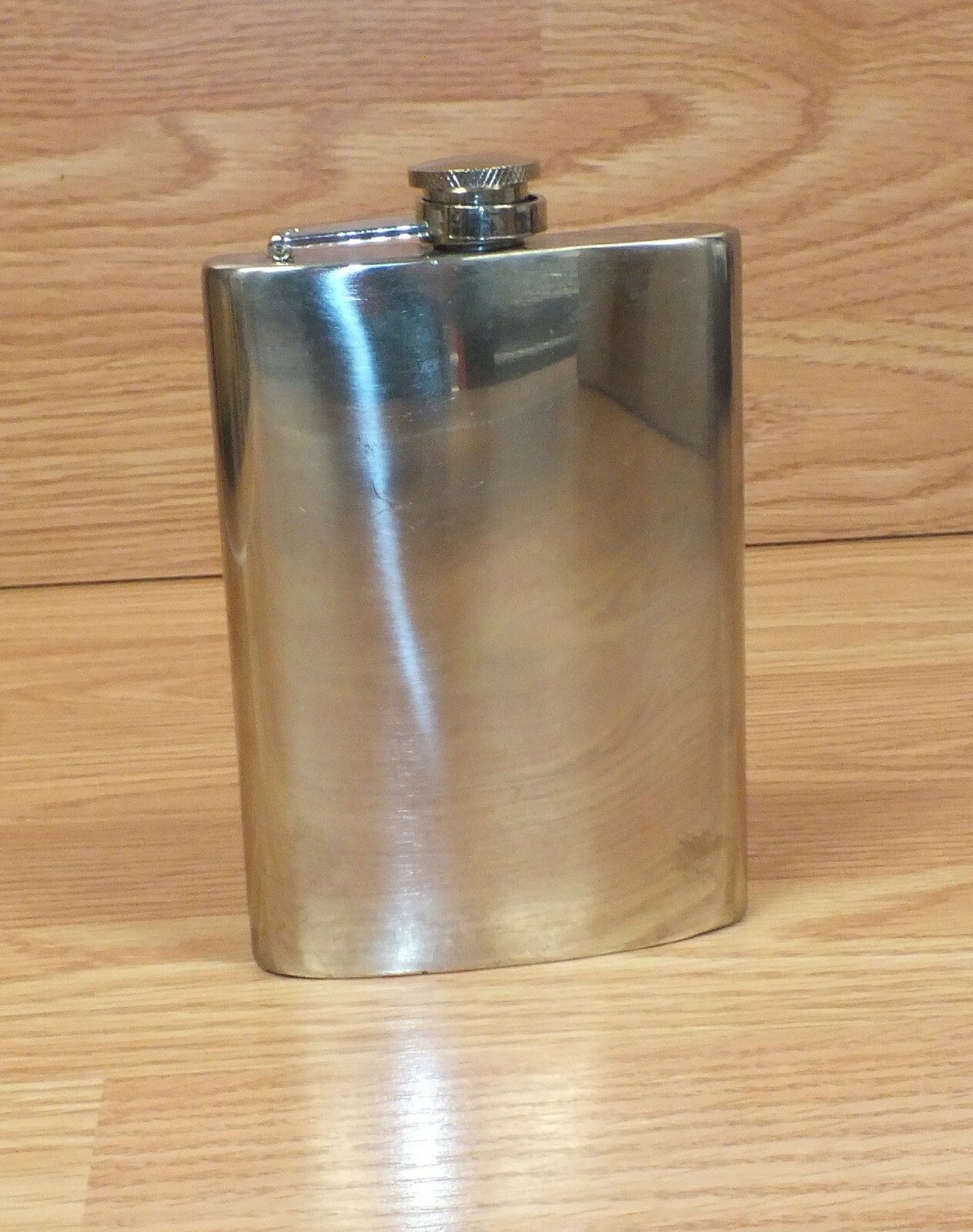 Unbranded / Generic Stainless Steel 8 oz. Silver Outdoor Hip Flask Only *READ* gallery