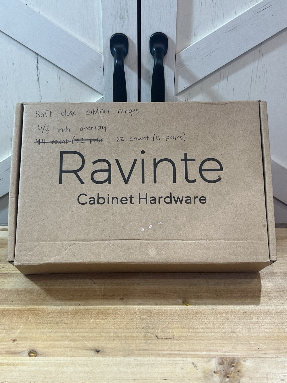 Ravinte 5/8 Inch Overlay Cabinet Hinges Soft Close Hidden Door 22 ( 11 Pair) gallery