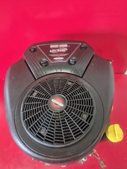 BRIGGS & STRATTON 26 HP. V-TWIN ENGINE-ELS-ONLY 425 HOURS.