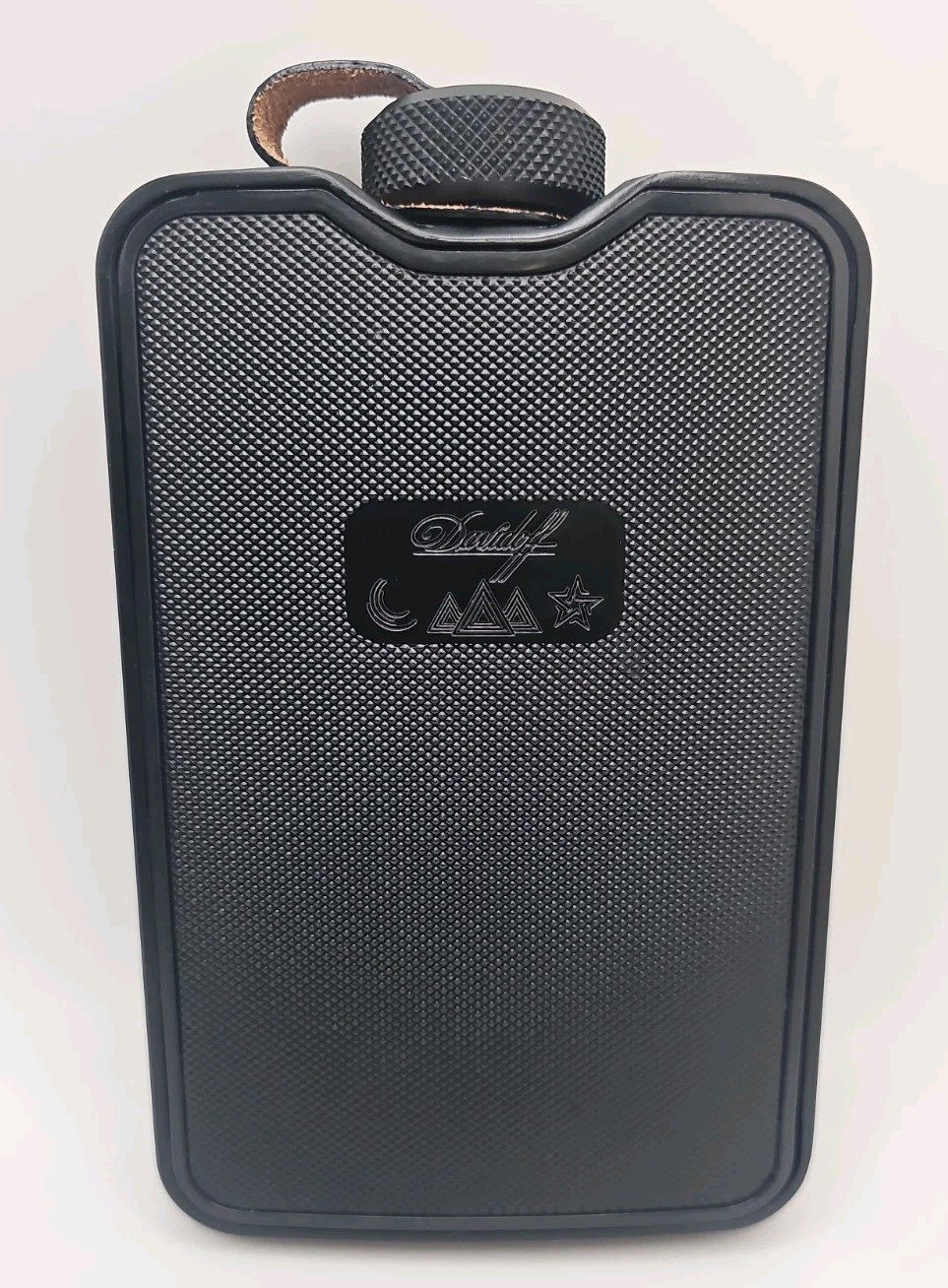Davidoff Branded Flask with Built in Cigar Holders Black gallery