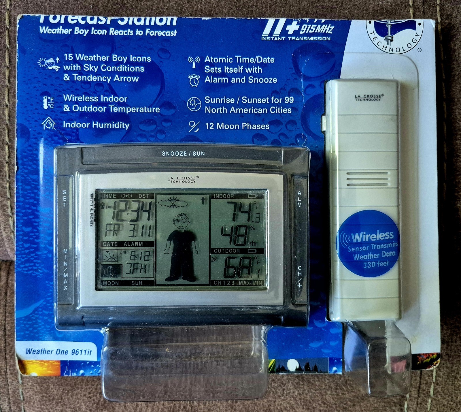 La Crosse Technology Wireless Indoor/Outdoor Weather Station Weather Boy gallery