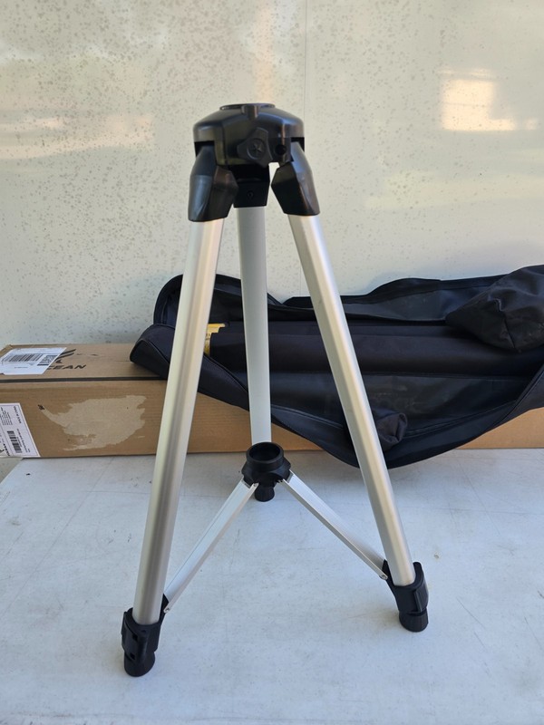 FIRECORE 12FT Laser Level Pole with Tripod gallery