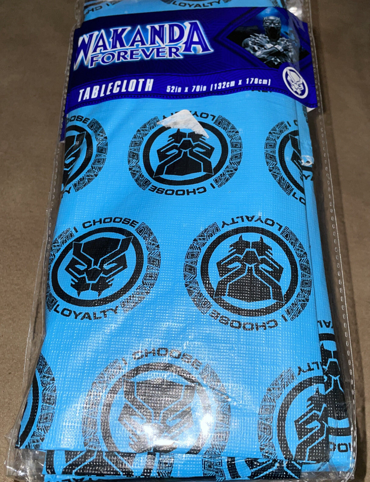 MARVEL WAKANDA FOREVER TABLECLOTH 52 IN. X 70 IN. NEW. (5) gallery