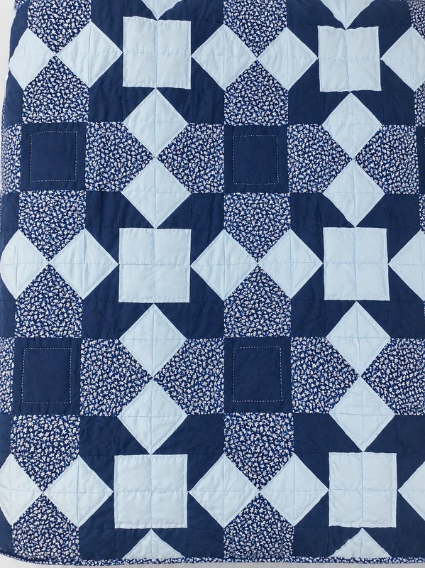 X Large HandStitched Blue White Patchwork Quilt King 106x98 Reversible Bedspread gallery