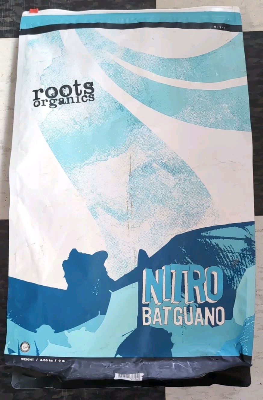 Aurora Innovations Roots Organics Nitro Bat Guano 9 Lbs. Blue Bag 9-3-1 NPK gallery