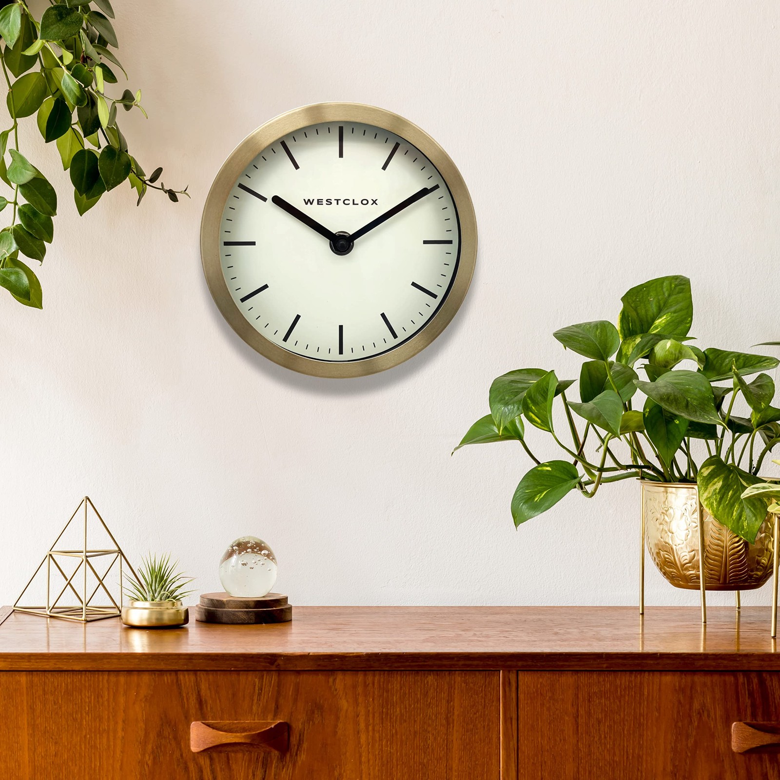 Analog 6" Metal Gold Quartz Table/Wall Clock Accurate Timekeeping Battery Power gallery