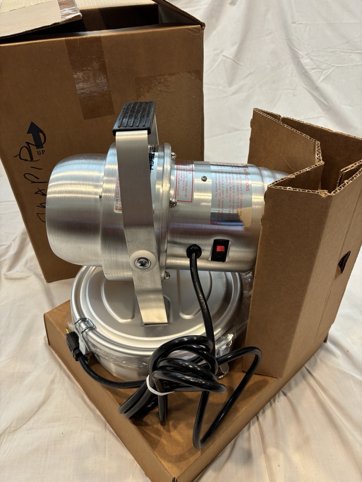 Createch Commander Tri-Jet Fogger Model 672 Household Or Commercial Use gallery