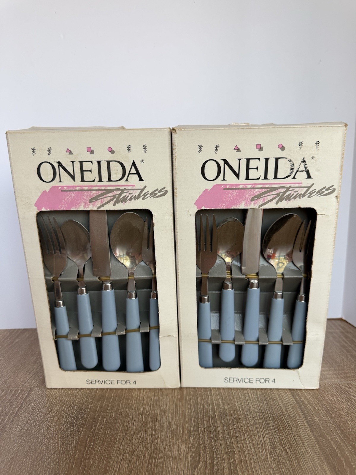 Vintage Oneida Stainless Silverware COUNTRY COLOR Retro Blue - Service For 8 New gallery