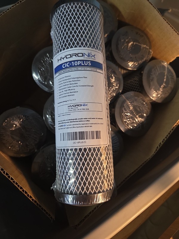 Hydronix (CIC-10PLUS) 10” x 2.5” CIC Plus Carbon / Sediment Filter - 5 micron gallery