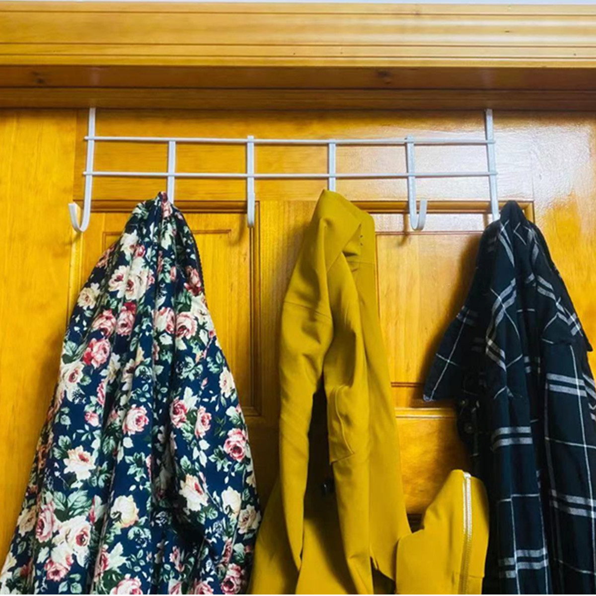 2x Over The Door Hook, Organizer Rack, Hanging for Coats, Hats, Towels, 6 Hook gallery