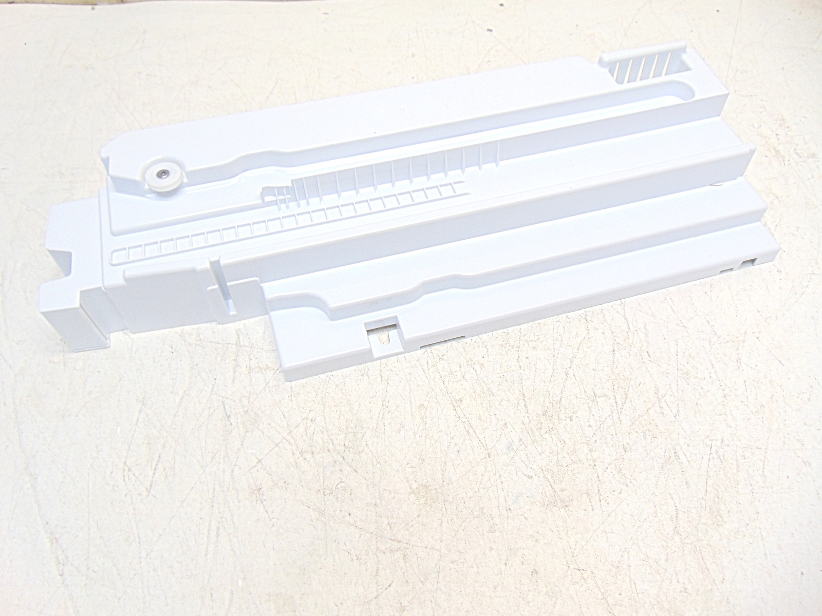 Frigidaire Refrigerator FRFS2823AS3 Right Deli Support Right gallery