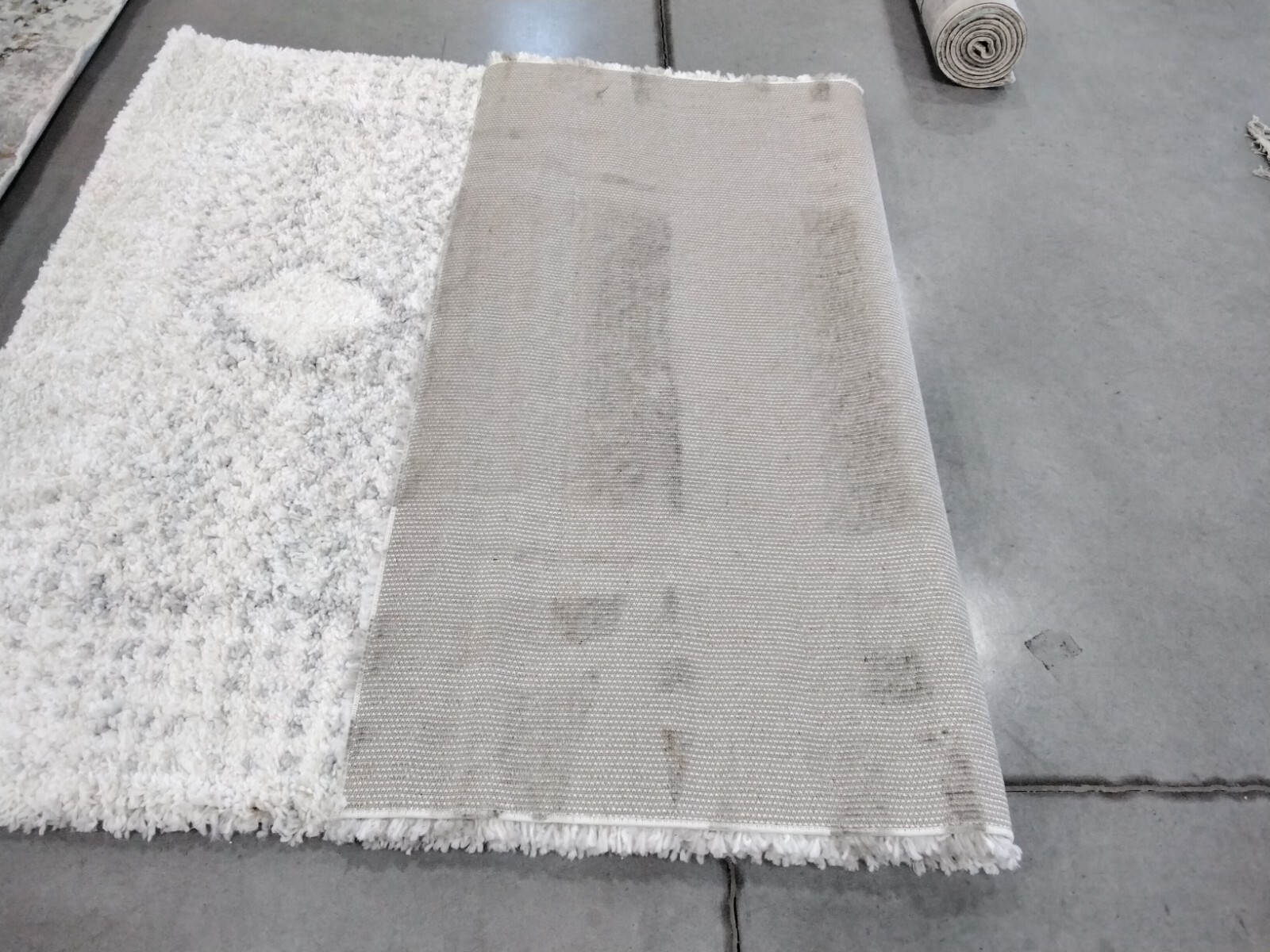 IVORY / GREY 5'-3" x 7'-6" Back Stain Rug, Reduced Price 1172764845 FNT827A-5 gallery