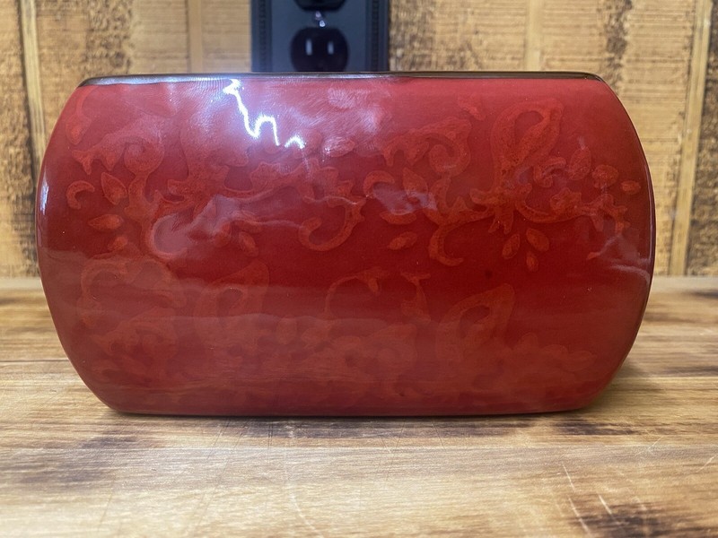 Maroon Silver & Black Potter With Vine Design gallery