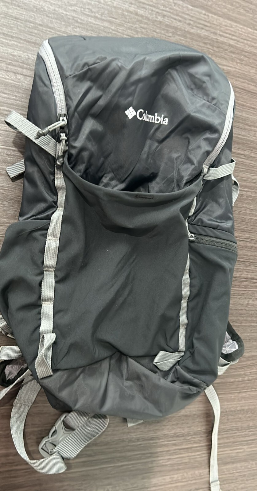 COLUMBIA 22L BACKPACK WITH TANK (BLACK) (B4)