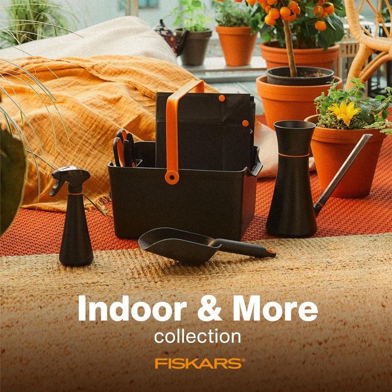 Fiskars Dual-Sided Soil Scoop & Brush Set for Indoor Gardening - Black/Orange gallery