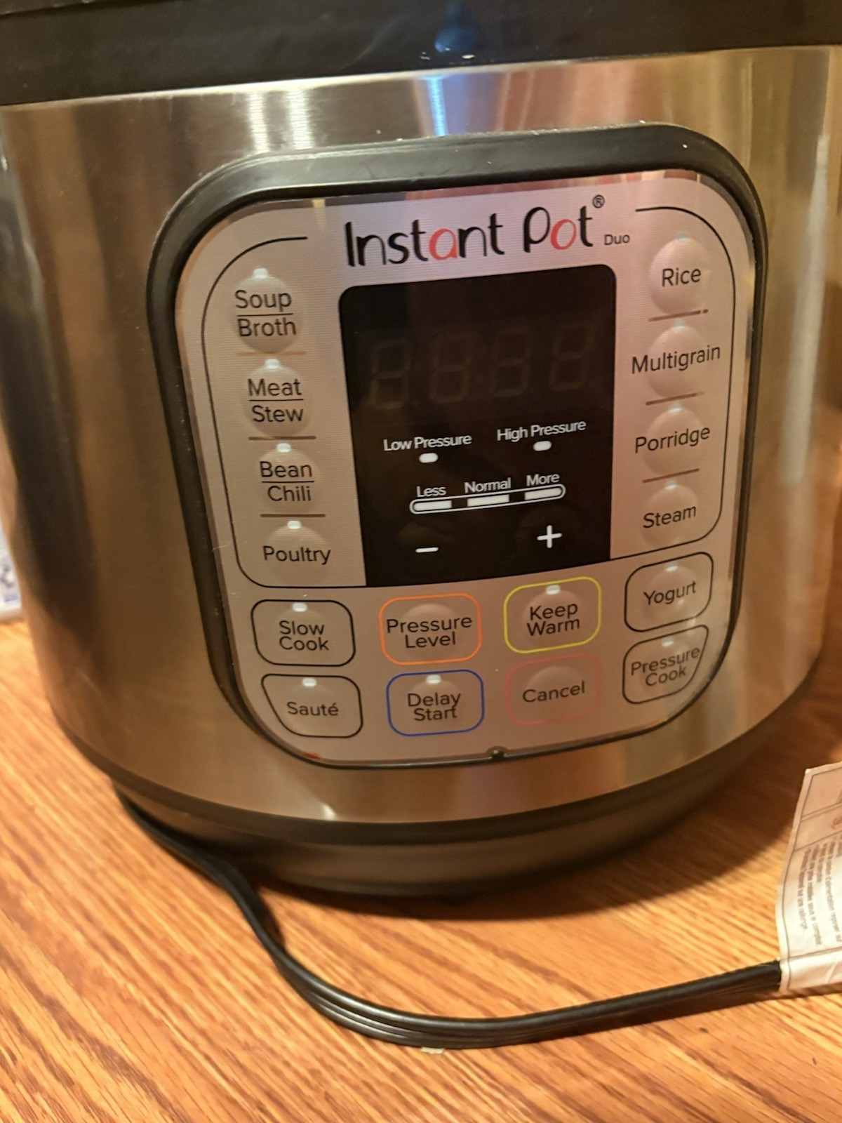 Instant Pot 8qt 7-in-1 Programmable Pressure Cooker- Fast Shipping New W/o box gallery