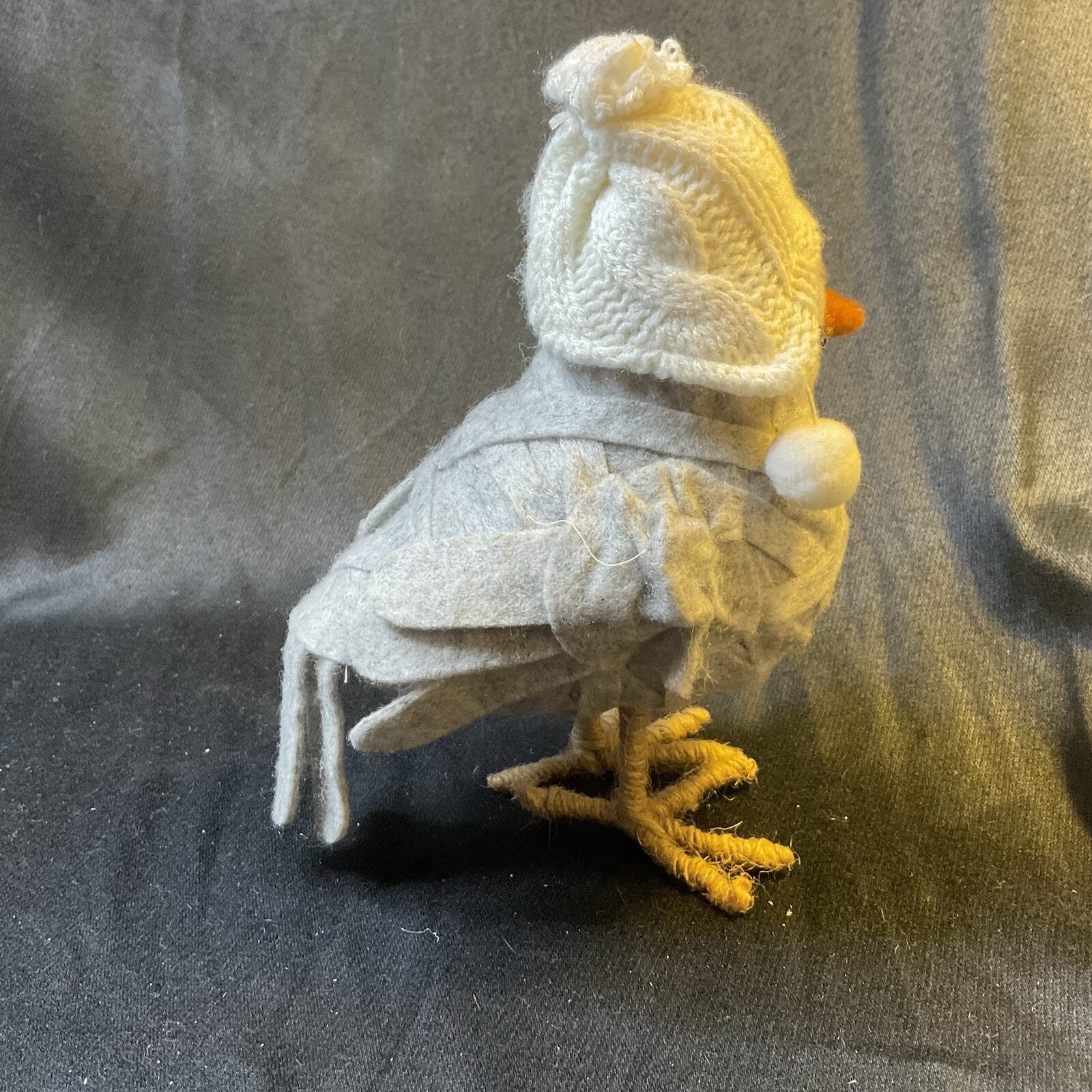"Spritz" Bird - Grey with White Knit Hat gallery