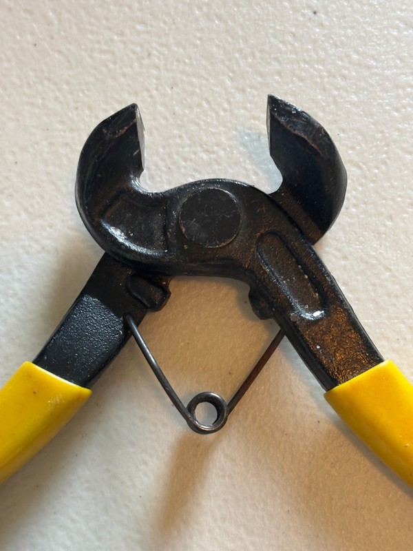 Drop Forged 8" Spring Loaded Tile Nippers w/Yellow Vinyl Coated Handles gallery