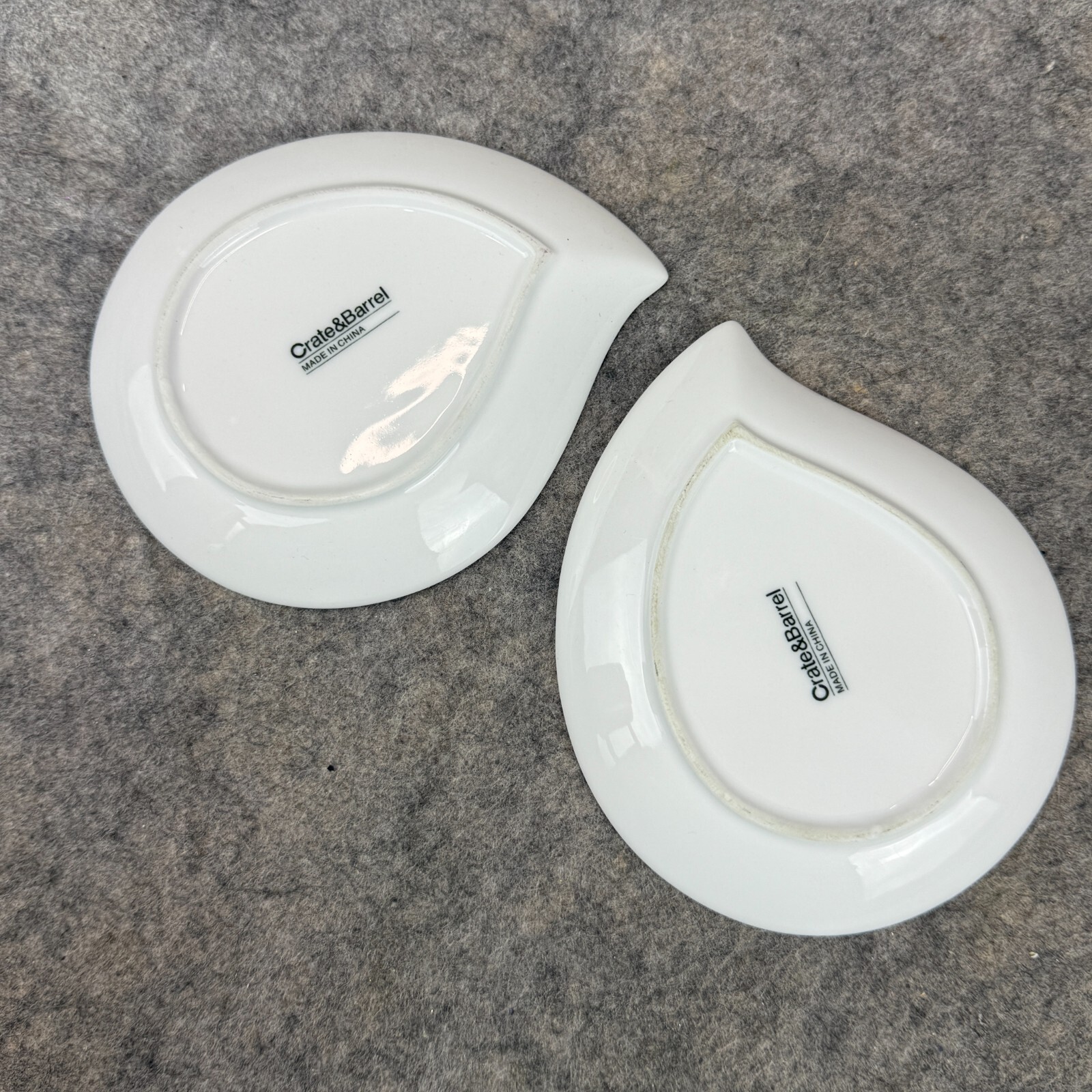 Pair Crate Barrel Rain Drop Shaped White Porcelain Tapas Dessert Plates 6" gallery