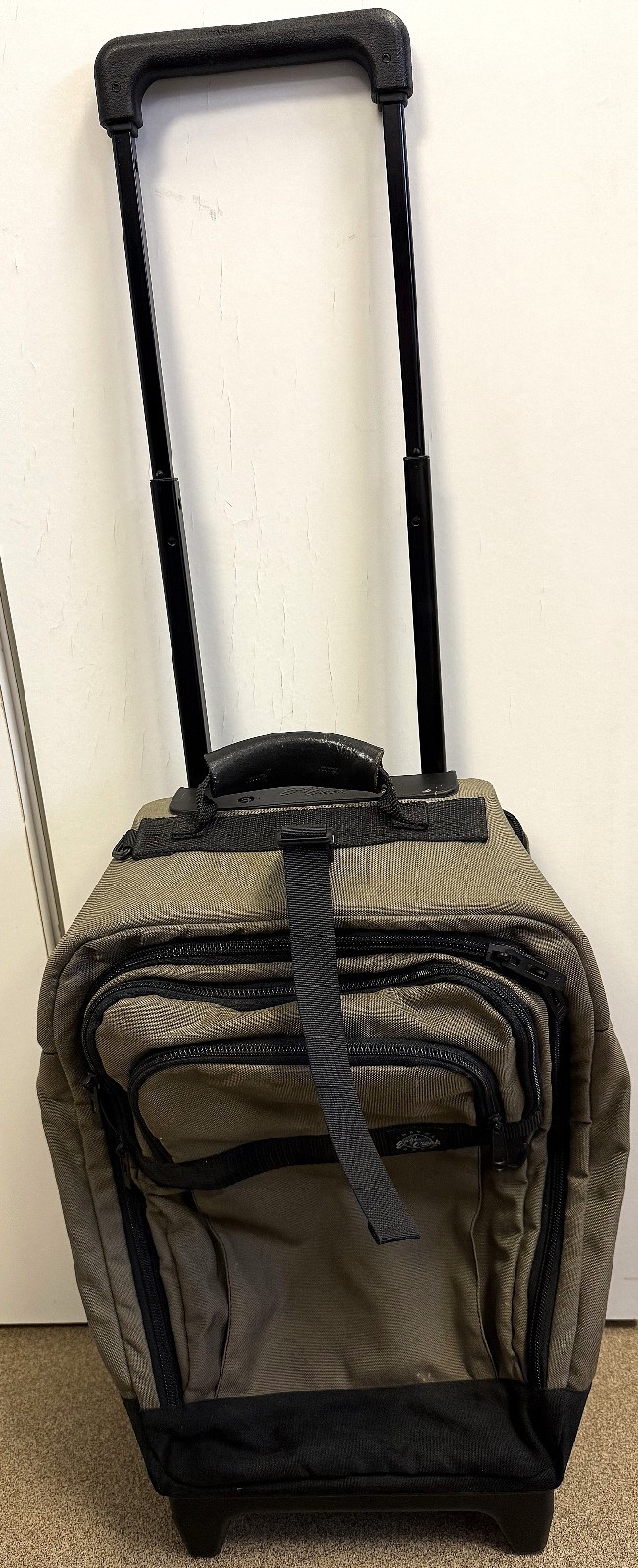 Eagle Creek Switchback rolling backpack luggage
