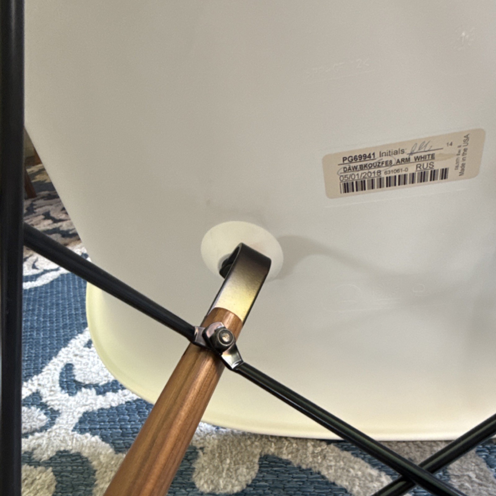 Herman Miller DAWRBK0ZEB Mid-Century Modern White Arm Chair Wood Legs gallery