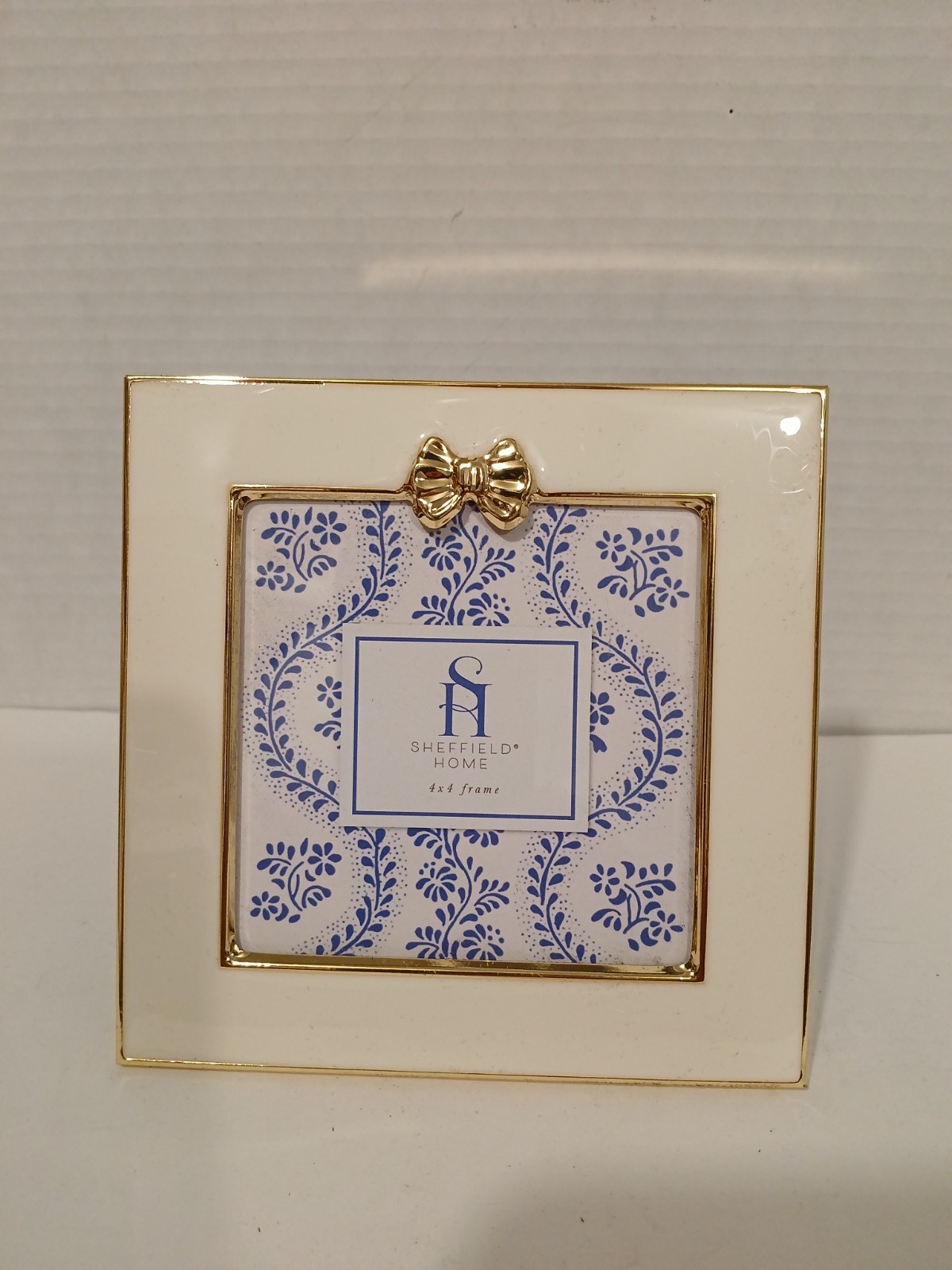 4x4 Ivory Enamel Gold Bow Picture Frame Tabletop Wall Mount Square Frame gallery