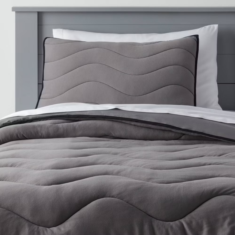 Twin Gray Wave Kids' Comforter Set - Pillowfort gallery