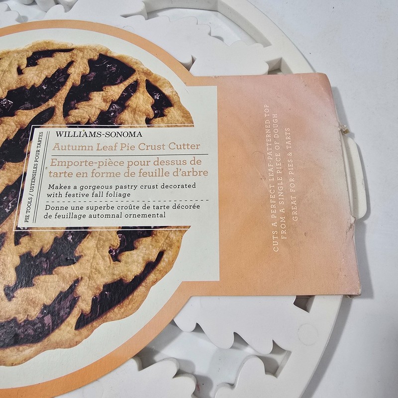 Williams Sonoma Pie Crust Cutter Bundle Lot of 4 Fall Summer Snowflake Autumn gallery