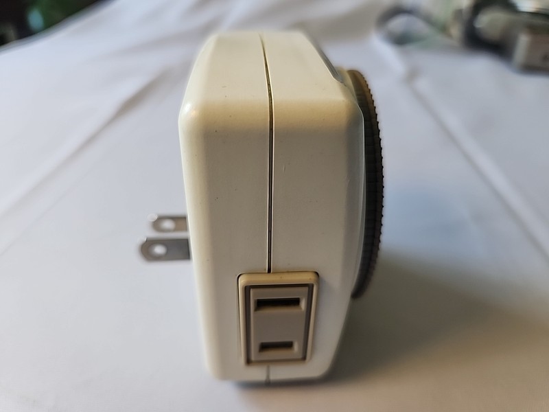 Woods Heavy Duty Electrical Timer Plug-In 125Vac 60Hz Easy To Use gallery