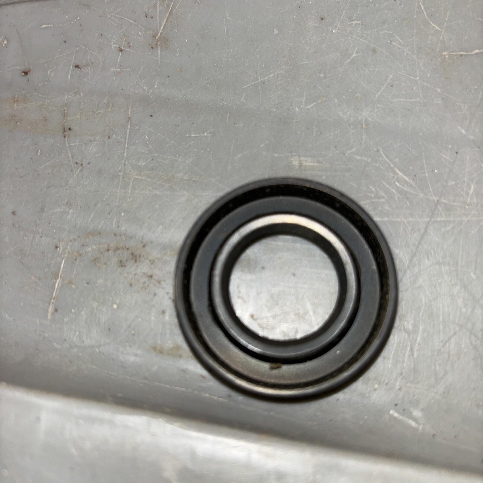 briggs stratton engine Seal 19011. Oil gallery
