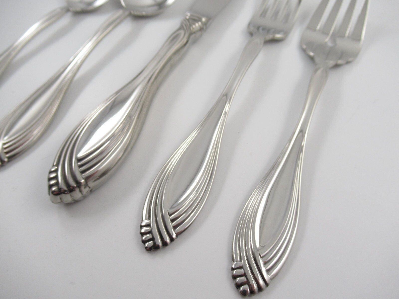 Oneida Community HEIRESS Stainless Steel Glossy Flatware Your Choice of Pieces gallery