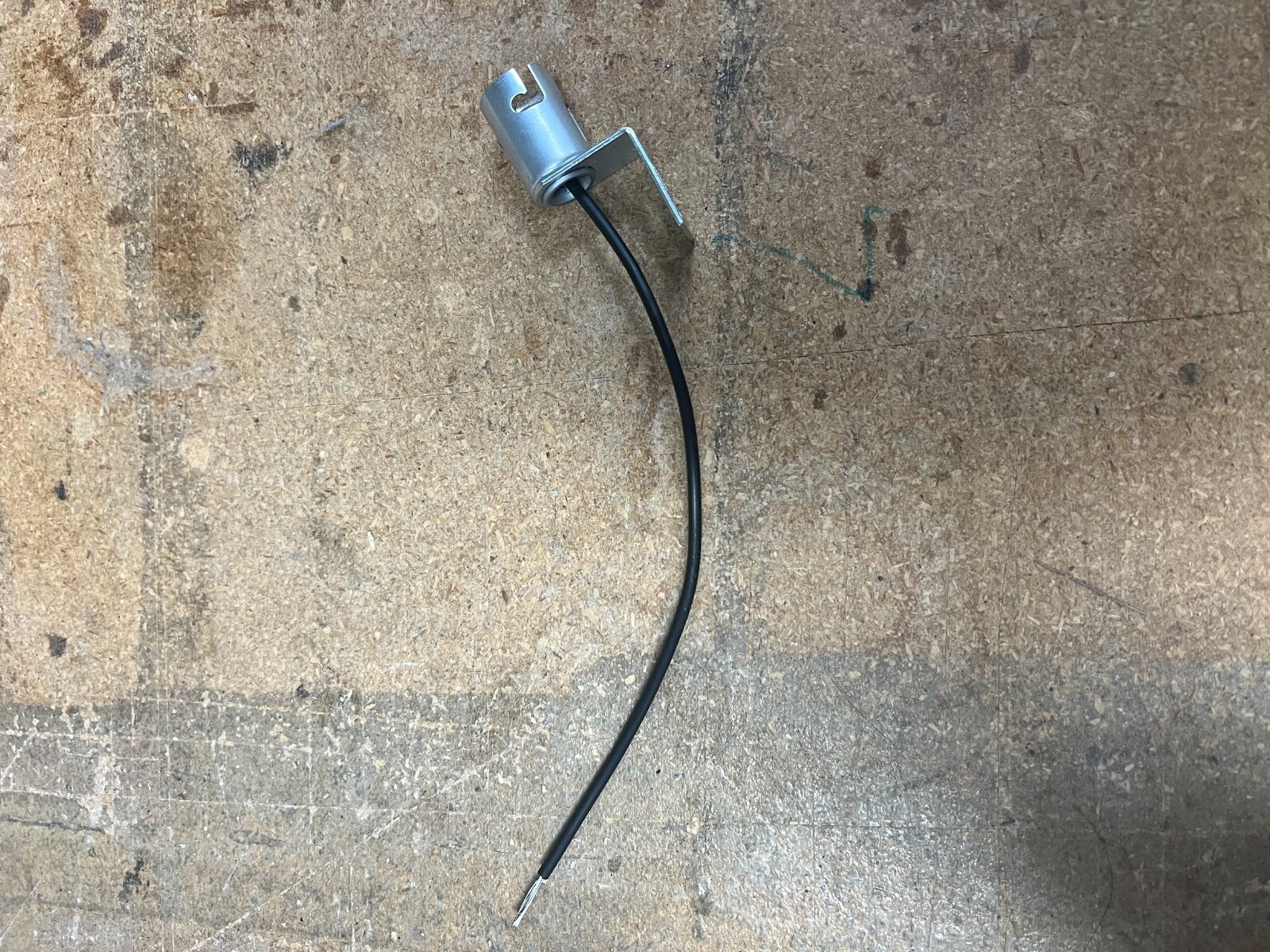 Generic Bayonet Light Bulb Socket, Quanity 5 gallery