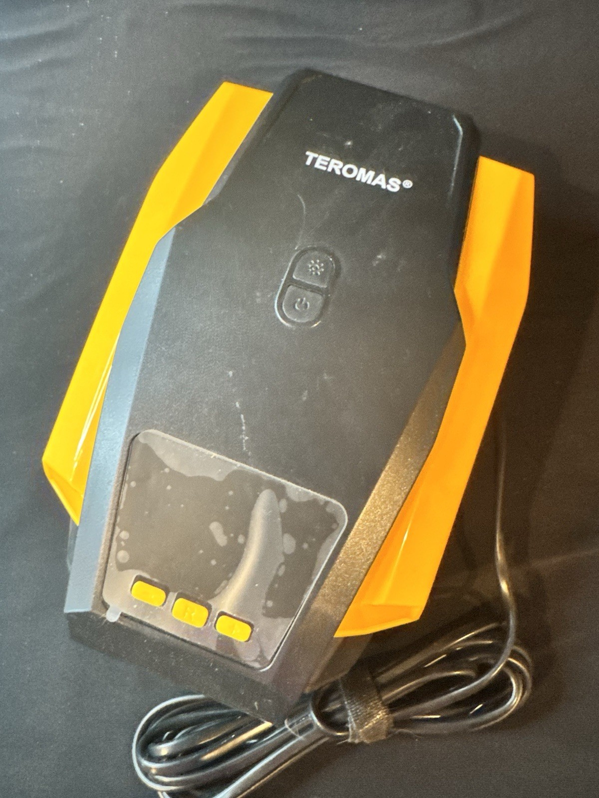 Teromas Portable Tire Inflator Air Compressor 12V Car Pump gallery