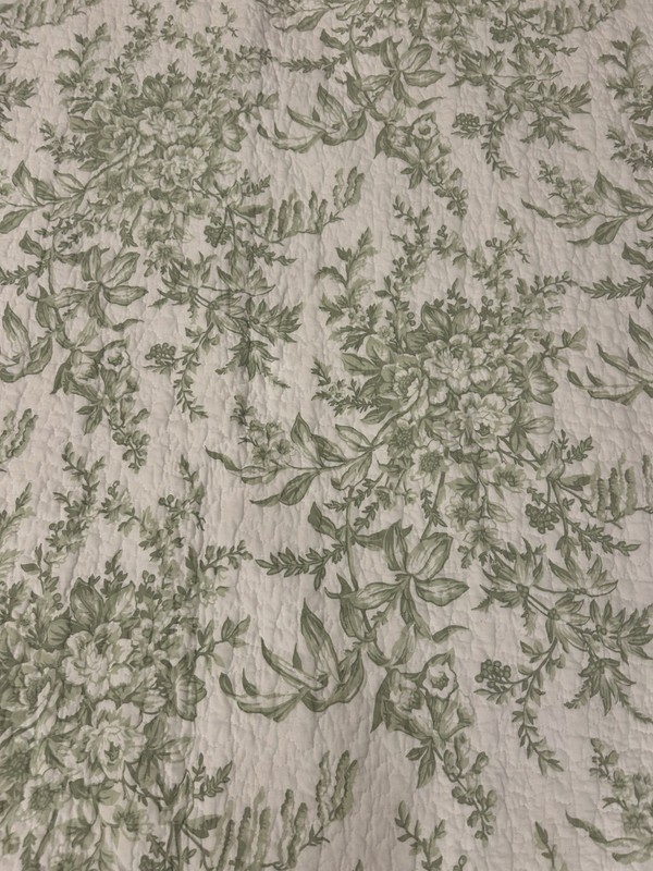 Laura Ashley-Queen Quilt Set, Reversible Cotton Bedding with Matching Shams, gallery