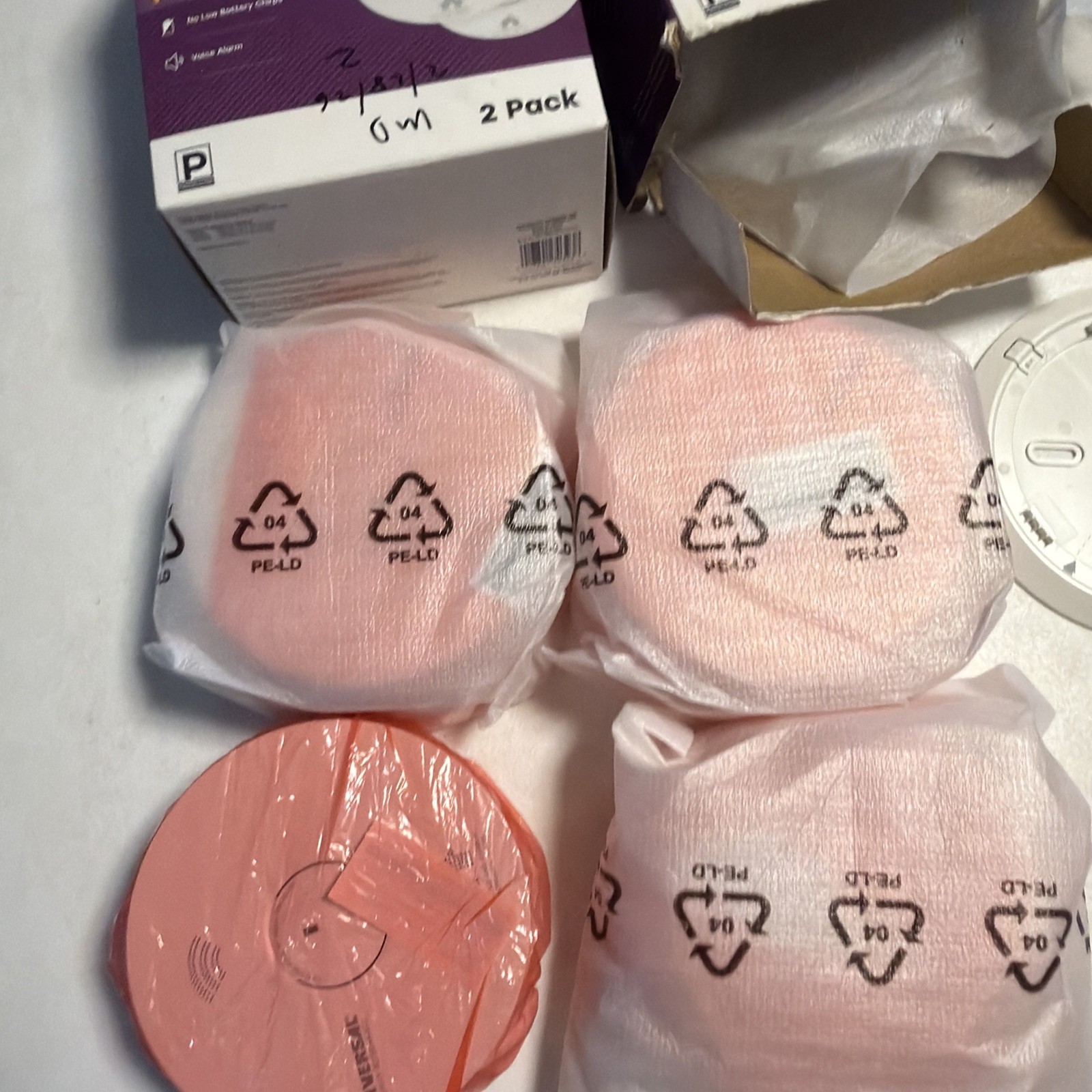 4 Pack USI 10-Year Battery Combination Smoke Carbon Monoxide Detector, Open Box gallery