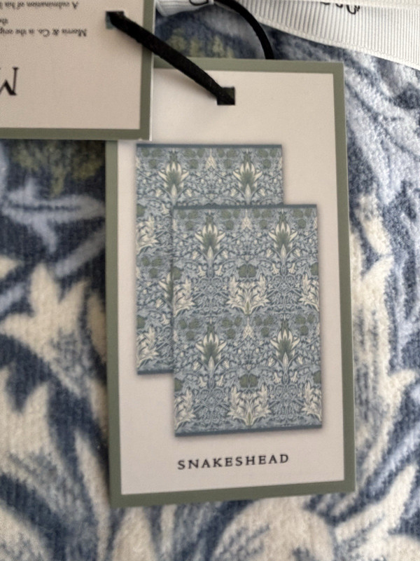2 Morris & Co. William Morris Snakeshead Floral Blue Velour HAND Towels New gallery