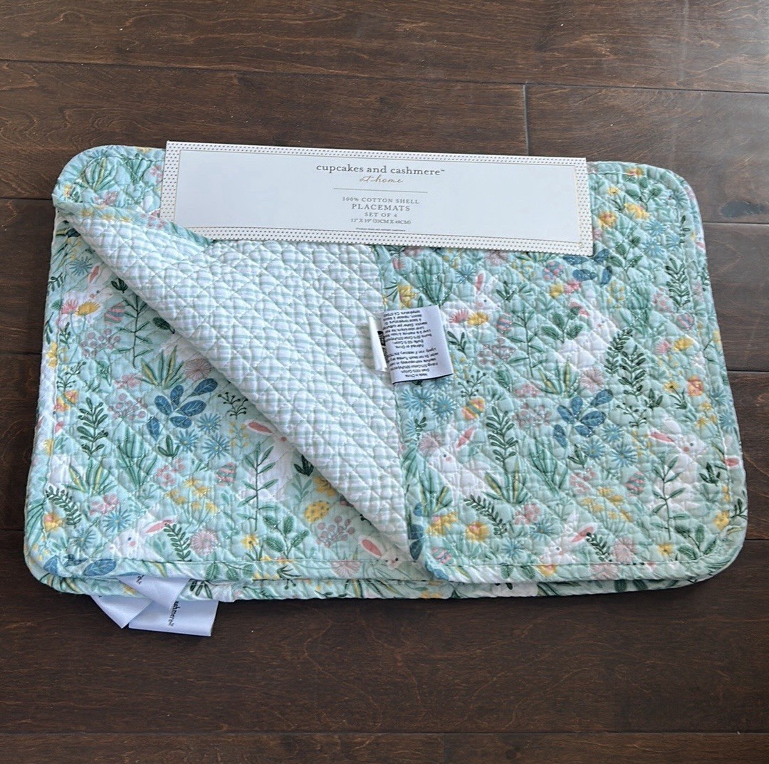 Cupcakes & Cashmere 4 Reversible Quilted Easter Placemats Floral Bunny New gallery