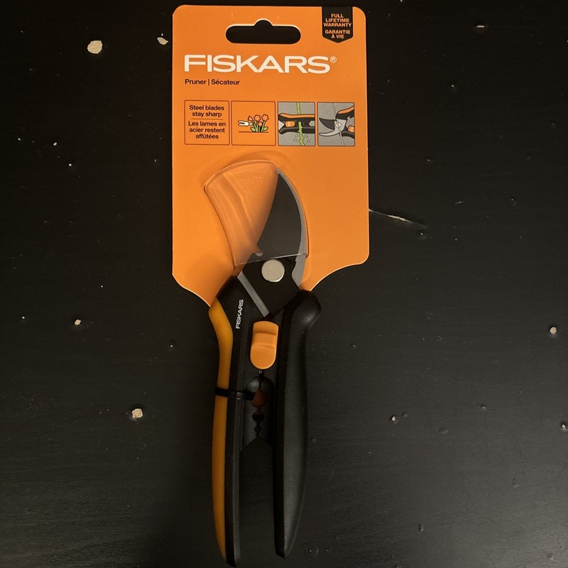 Fiskars Gardening Multipurpose Snips Pruner Saw Wire Cutter Pliers + More C129 gallery
