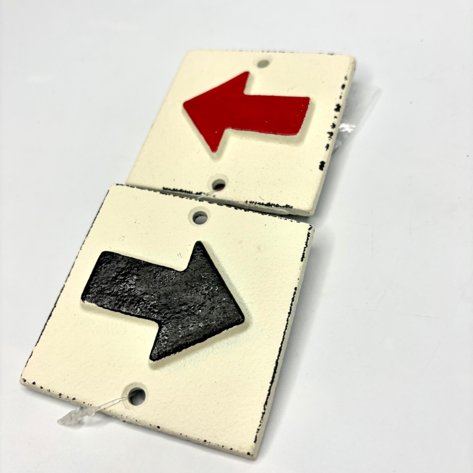 Creative Co-op Arrows Red or Black Cast Iron Wall Sign, Cabin or Farmhouse Decor gallery
