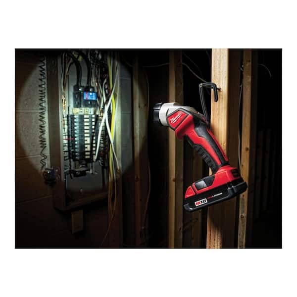 Milwaukee 2735-20 M18 LED Flashlight Work Light 100 Lumens with Hook (Tool-Only) gallery