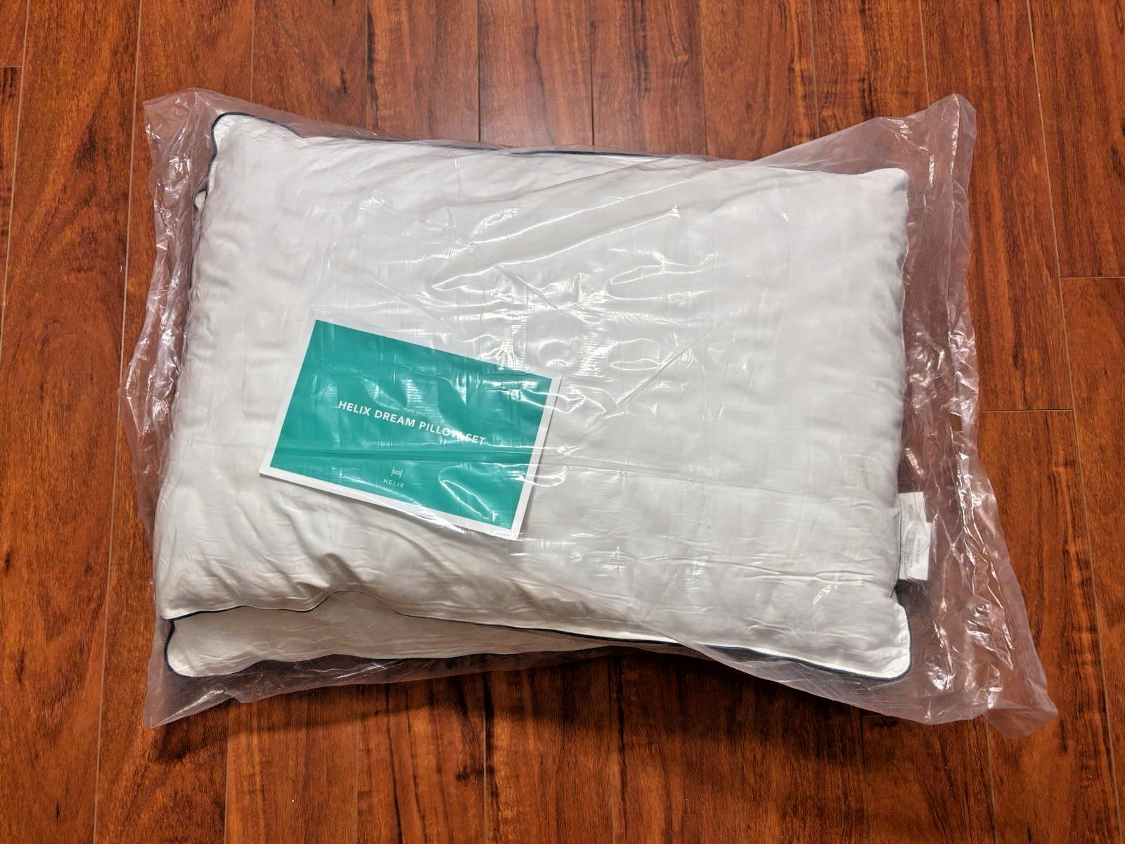 Helix Dream Pillow Set Standard Size White Hypoallergenic Down Alternative - New gallery