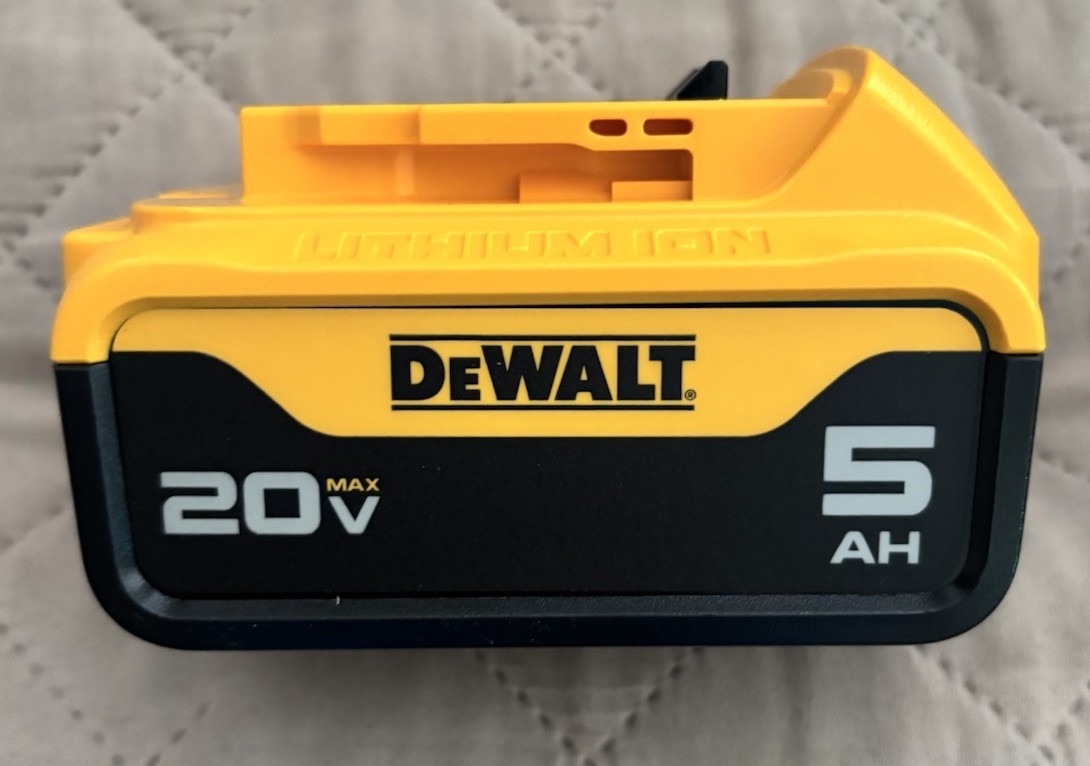 DEWALT DCB205 20V Li-Ion 5.0Ah Battery gallery