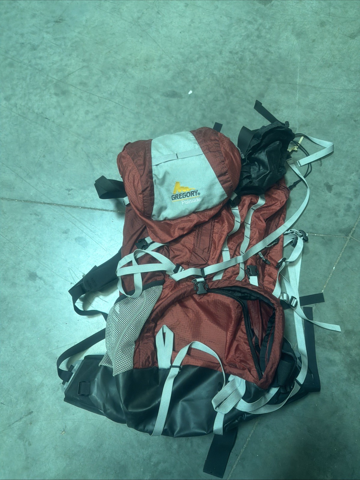 Gregory Palisade 80L Internal Frame Backpack Red/Grey Size Medium