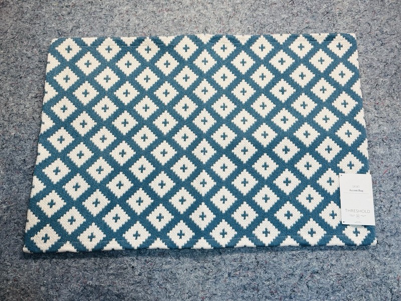 Threshold Accent Rug 24” X 36” Blue Diamond Woven Scatter Flat Pile Home Decor gallery