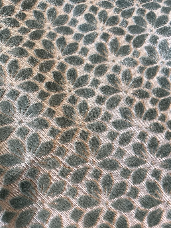 SAG HARBOR PILLOW COVER PAIR 24” SQUARES VELVET FLORAL SEA FOAM GREEN gallery