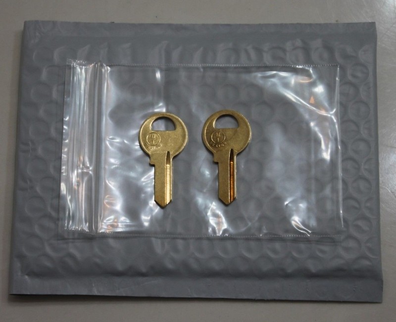 3201-3450 2-Replacement Keys For Master #1 Padlock Lock No.3 & 7 Cut To Key Code gallery